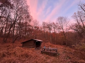 Bake Oven Knob shelter near Palmerton, Pennsylvania, on Oct 30. It's one of many Appalachian Trail shelters built and maintained by volunteers. (Rusty Foster)